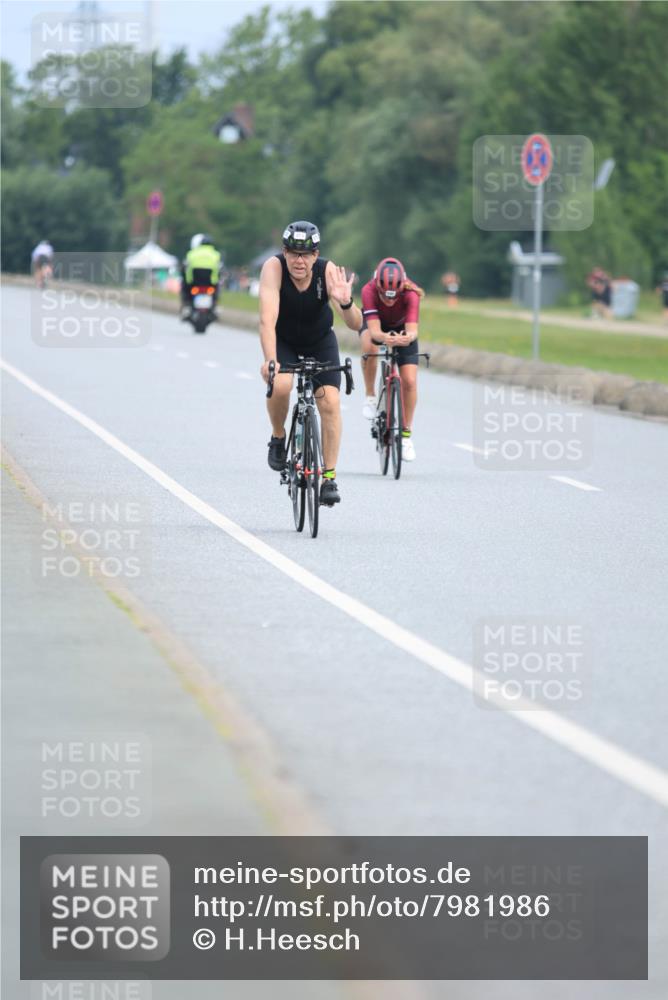 15.06.2025 - 27. Vierlanden-Triathlon H.Heesch http://msf.ph/oto/7981986 15.06.2025 10:50:39 Radfahren 133, 188, 196, 373, 592 meine-sportfotos.de