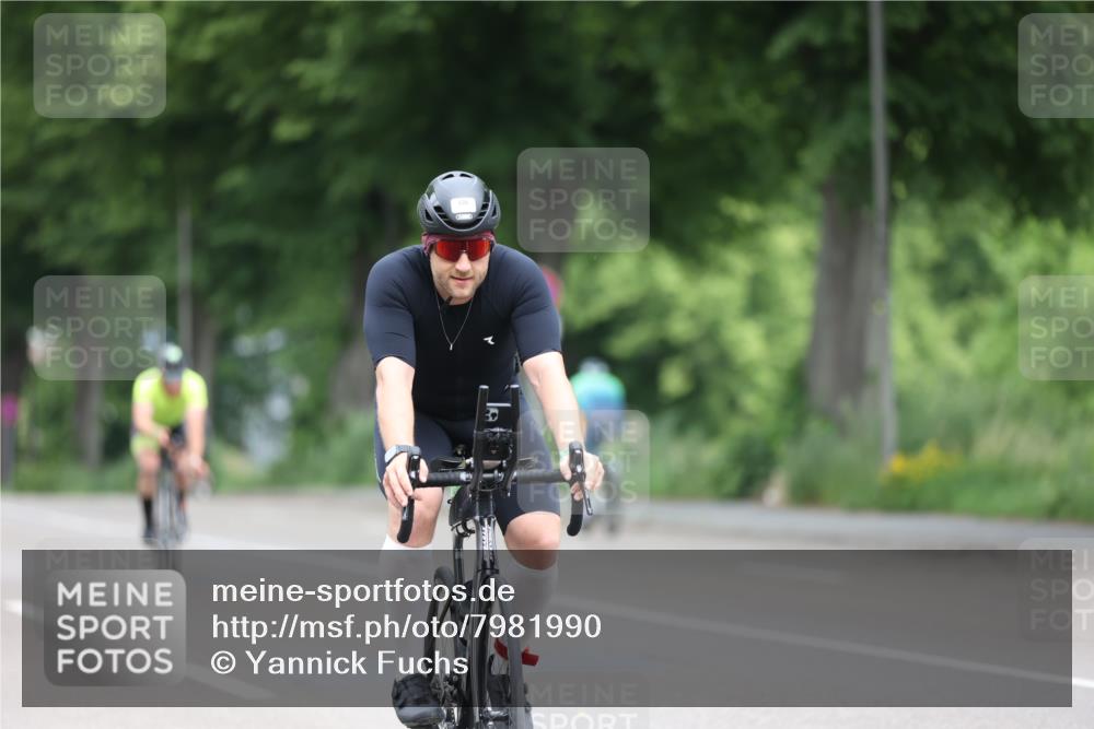 15.06.2025 - 7 Türme Triathlon Yannick Fuchs http://msf.ph/oto/7981990 15.06.2025 11:26:47 Radfahren 212, 326 meine-sportfotos.de
