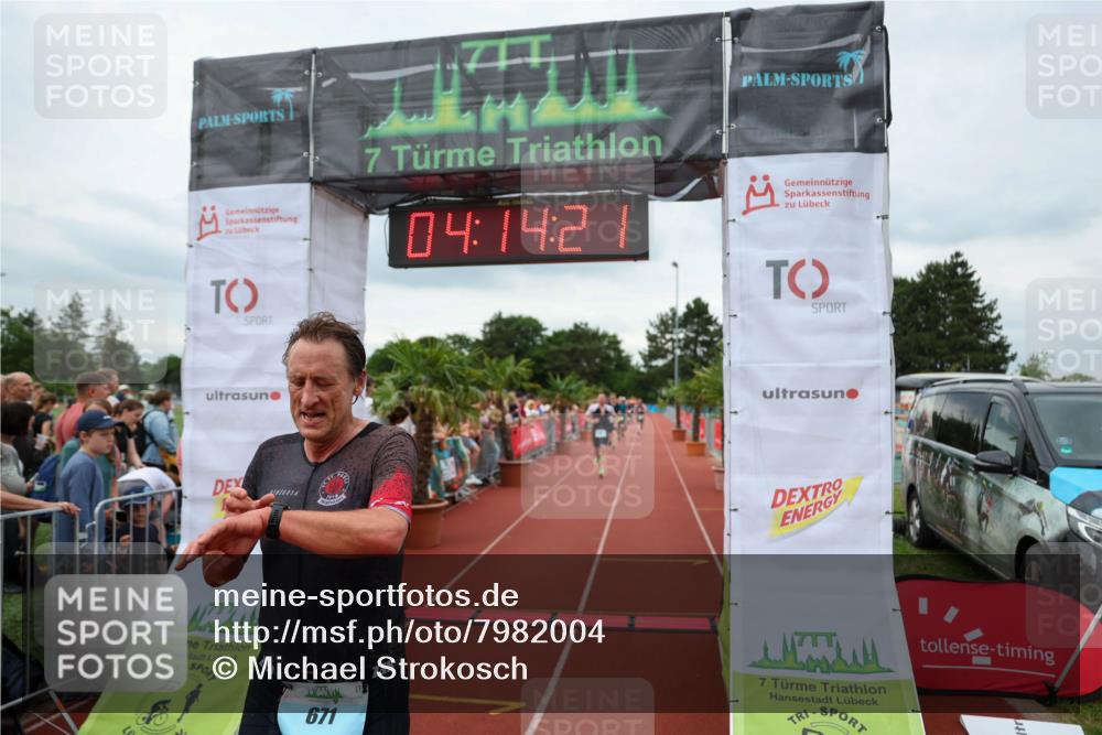 15.06.2025 - 7 Türme Triathlon Michael Strokosch http://msf.ph/oto/7982004 15.06.2025 14:14:20 Ziel 671 meine-sportfotos.de