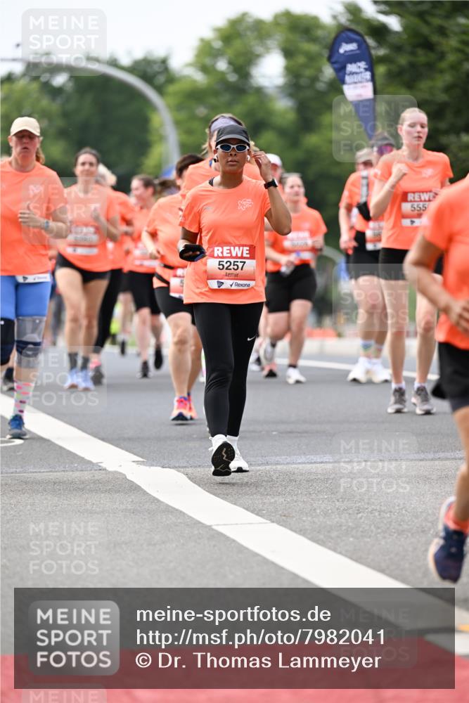 15.06.2025 - REWE Women's Run Dr. Thomas Lammeyer http://msf.ph/oto/7982041 15.06.2025 10:46:03 Laufen 5257, 555 meine-sportfotos.de