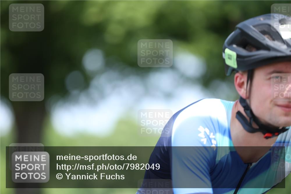 15.06.2025 - 7 Türme Triathlon Yannick Fuchs http://msf.ph/oto/7982049 15.06.2025 12:50:33 Radfahren 537, 541 meine-sportfotos.de