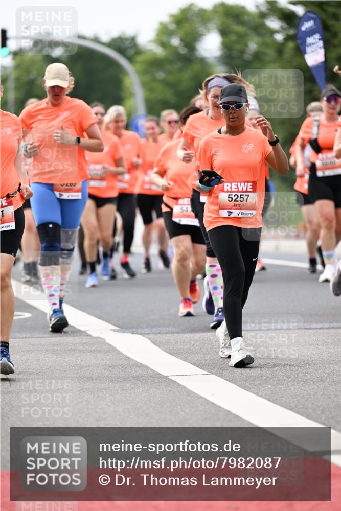 15.06.2025 - REWE Women's Run Dr. Thomas Lammeyer http://msf.ph/oto/7982087 15.06.2025 10:46:04 Laufen 1, 3433, 54, 5257 meine-sportfotos.de