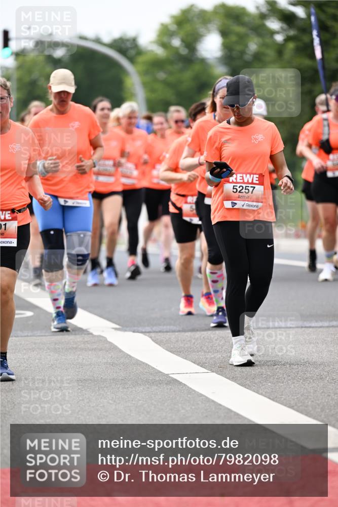 15.06.2025 - REWE Women's Run Dr. Thomas Lammeyer http://msf.ph/oto/7982098 15.06.2025 10:46:05 Laufen 01, 5257 meine-sportfotos.de
