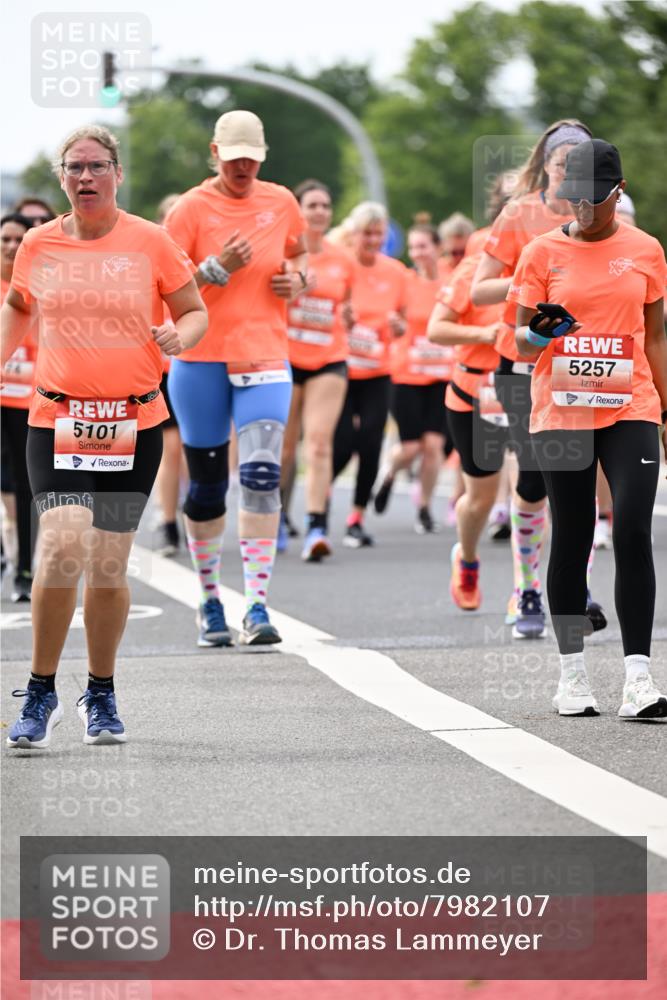 15.06.2025 - REWE Women's Run Dr. Thomas Lammeyer http://msf.ph/oto/7982107 15.06.2025 10:46:05 Laufen 5101, 5257 meine-sportfotos.de