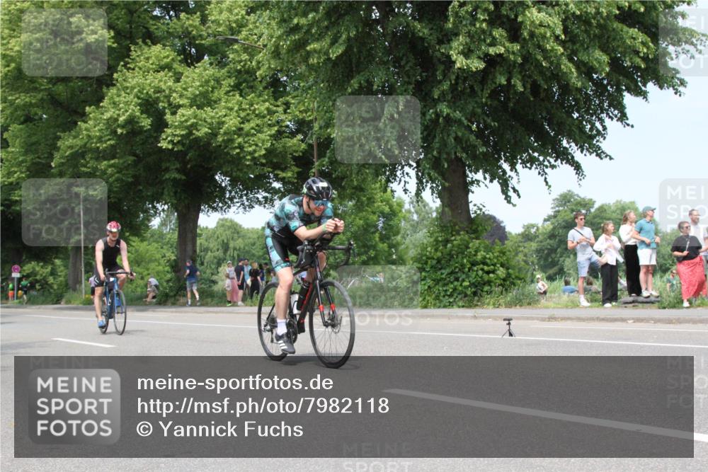 15.06.2025 - 7 Türme Triathlon Yannick Fuchs http://msf.ph/oto/7982118 15.06.2025 13:31:32 Radfahren  meine-sportfotos.de