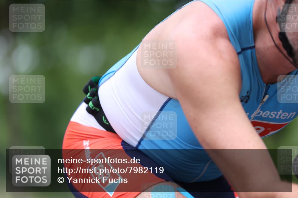 15.06.2025 - 7 Türme Triathlon Yannick Fuchs http://msf.ph/oto/7982119 15.06.2025 11:26:50 Radfahren 212, 326 meine-sportfotos.de