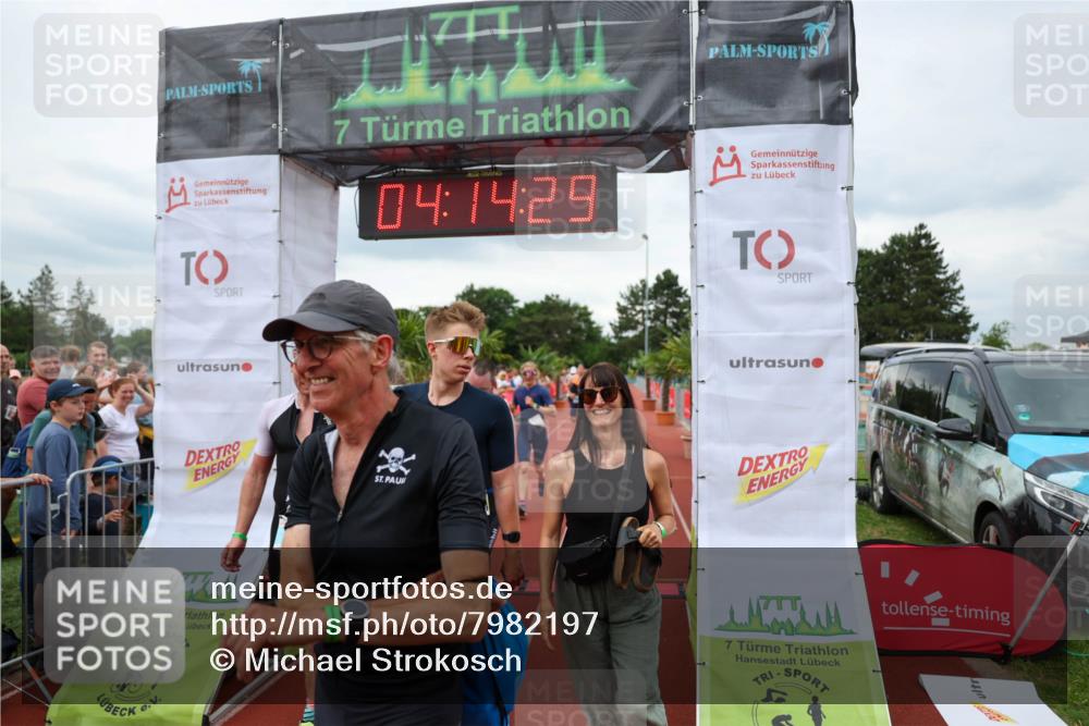 15.06.2025 - 7 Türme Triathlon Michael Strokosch http://msf.ph/oto/7982197 15.06.2025 14:14:29 Ziel 387, 560, 656, 758, 771, 813, 957 meine-sportfotos.de