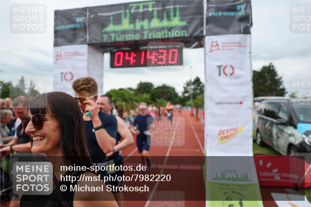 15.06.2025 - 7 Türme Triathlon Michael Strokosch http://msf.ph/oto/7982220 15.06.2025 14:14:30 Ziel 387, 560, 656, 758, 771, 813, 957 meine-sportfotos.de