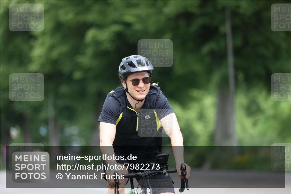 15.06.2025 - 7 Türme Triathlon Yannick Fuchs http://msf.ph/oto/7982273 15.06.2025 11:27:58 Radfahren 228, 234, 294 meine-sportfotos.de