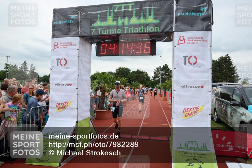 15.06.2025 - 7 Türme Triathlon Michael Strokosch http://msf.ph/oto/7982289 15.06.2025 14:14:35 Ziel 387, 560, 631, 656, 669, 758, 771, 813 meine-sportfotos.de