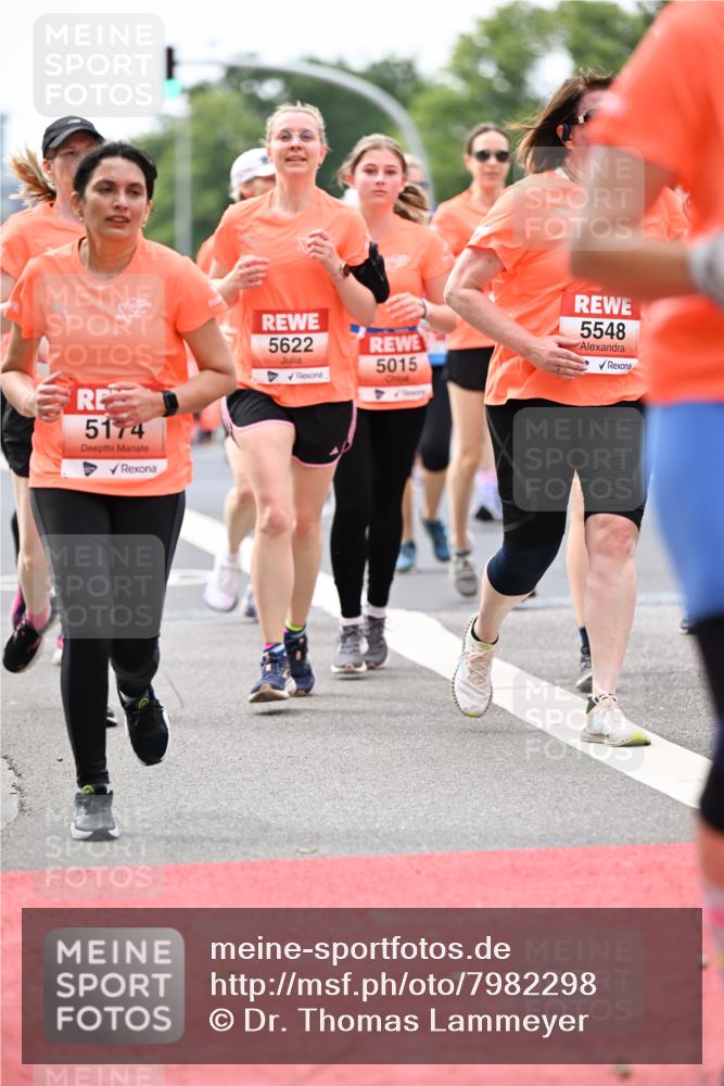 15.06.2025 - REWE Women's Run Dr. Thomas Lammeyer http://msf.ph/oto/7982298 15.06.2025 10:46:10 Laufen 5174, 5622, 5015, 5548 meine-sportfotos.de