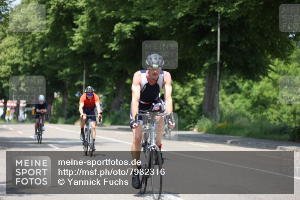 15.06.2025 - 7 Türme Triathlon Yannick Fuchs http://msf.ph/oto/7982316 15.06.2025 12:50:55 Radfahren 208, 225, 308, 435, 610, 616 meine-sportfotos.de