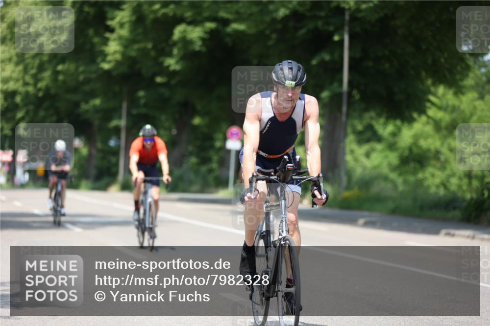 15.06.2025 - 7 Türme Triathlon Yannick Fuchs http://msf.ph/oto/7982328 15.06.2025 12:50:55 Radfahren 208, 225, 308, 435, 610, 616 meine-sportfotos.de
