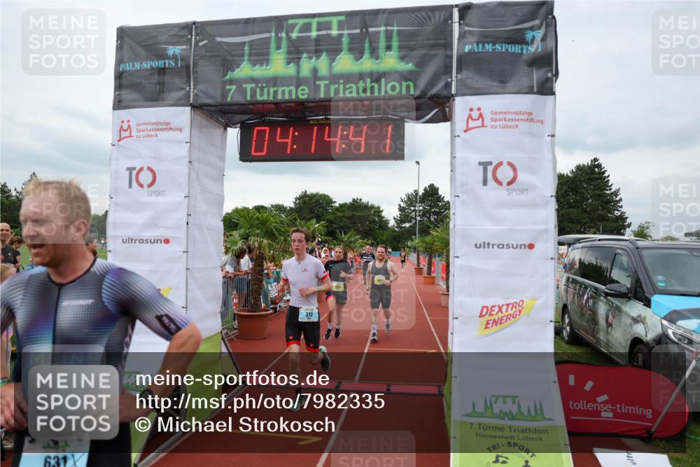 15.06.2025 - 7 Türme Triathlon Michael Strokosch http://msf.ph/oto/7982335 15.06.2025 14:14:41 Ziel 372, 411, 631, 669, 934, 1010, 1192 meine-sportfotos.de