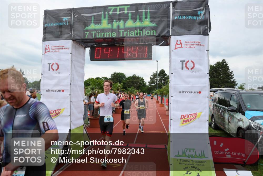 15.06.2025 - 7 Türme Triathlon Michael Strokosch http://msf.ph/oto/7982343 15.06.2025 14:14:41 Ziel 372, 411, 631, 669, 934, 1010, 1192 meine-sportfotos.de