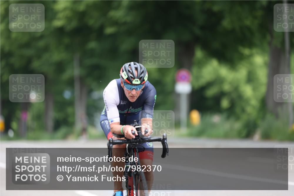 15.06.2025 - 7 Türme Triathlon Yannick Fuchs http://msf.ph/oto/7982370 15.06.2025 11:29:23 Radfahren  meine-sportfotos.de
