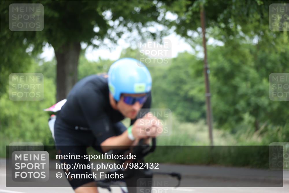 15.06.2025 - 7 Türme Triathlon Yannick Fuchs http://msf.ph/oto/7982432 15.06.2025 11:29:29 Radfahren  meine-sportfotos.de