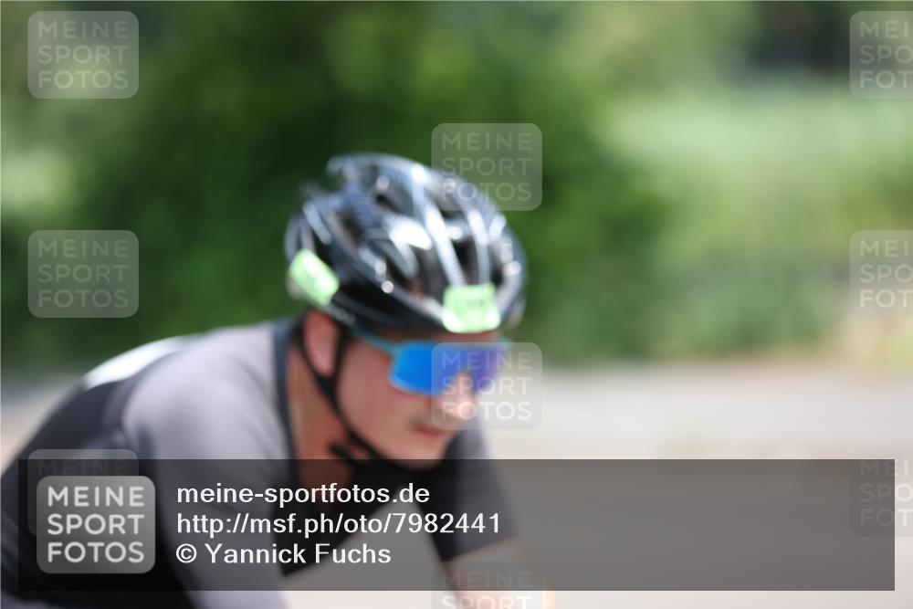 15.06.2025 - 7 Türme Triathlon Yannick Fuchs http://msf.ph/oto/7982441 15.06.2025 12:51:47 Radfahren 373, 541 meine-sportfotos.de