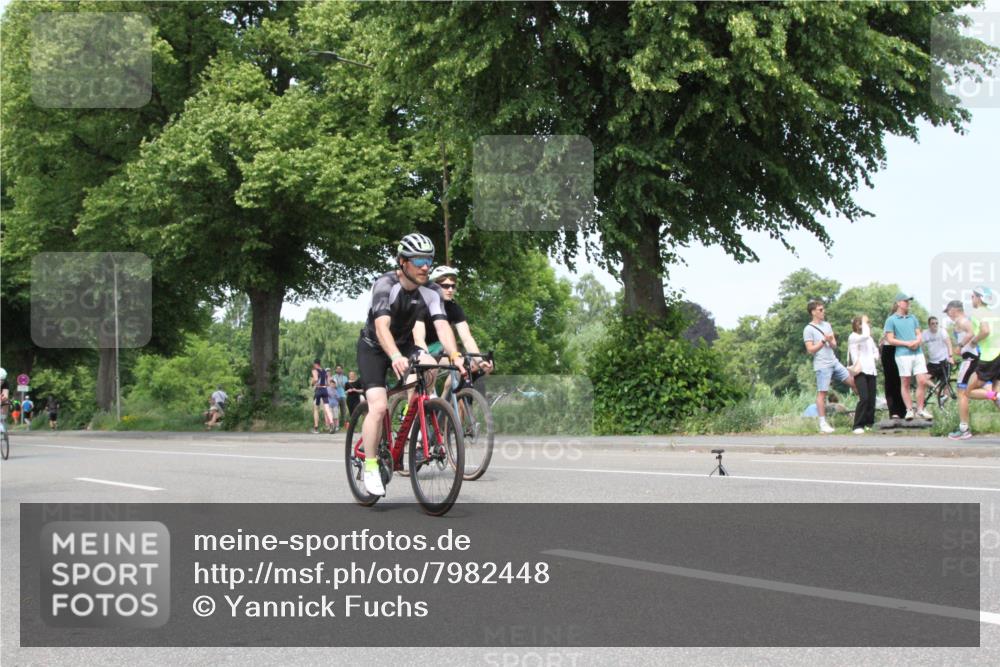 15.06.2025 - 7 Türme Triathlon Yannick Fuchs http://msf.ph/oto/7982448 15.06.2025 13:32:15 Radfahren  meine-sportfotos.de