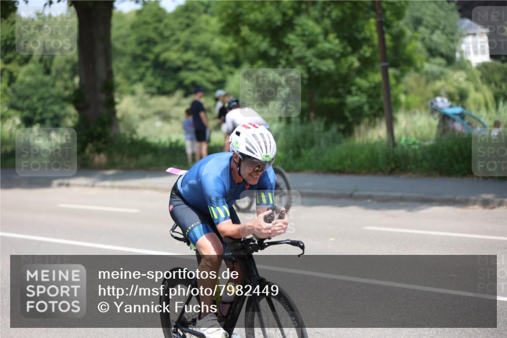 15.06.2025 - 7 Türme Triathlon Yannick Fuchs http://msf.ph/oto/7982449 15.06.2025 12:52:00 Radfahren 309 meine-sportfotos.de