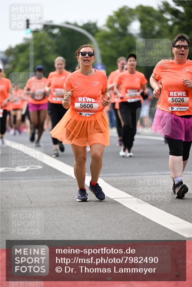15.06.2025 - REWE Women's Run Dr. Thomas Lammeyer http://msf.ph/oto/7982490 15.06.2025 10:46:15 Laufen 5606, 5026 meine-sportfotos.de
