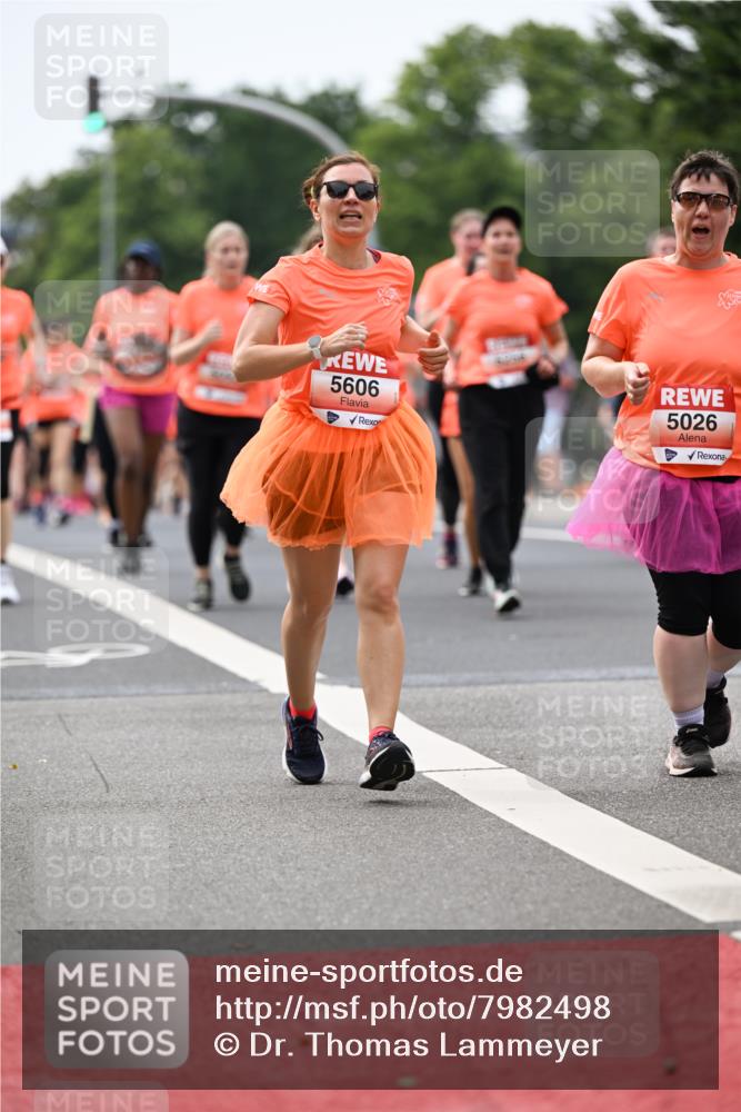 15.06.2025 - REWE Women's Run Dr. Thomas Lammeyer http://msf.ph/oto/7982498 15.06.2025 10:46:15 Laufen 5606, 3296, 5026 meine-sportfotos.de
