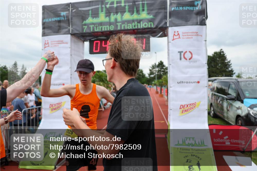 15.06.2025 - 7 Türme Triathlon Michael Strokosch http://msf.ph/oto/7982509 15.06.2025 14:15:01 Ziel 1027, 1114, 1129 meine-sportfotos.de