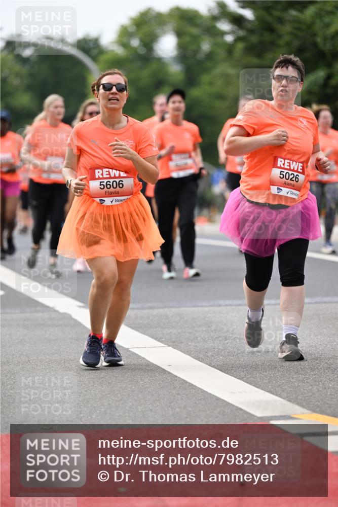 15.06.2025 - REWE Women's Run Dr. Thomas Lammeyer http://msf.ph/oto/7982513 15.06.2025 10:46:16 Laufen 5606, 5026 meine-sportfotos.de