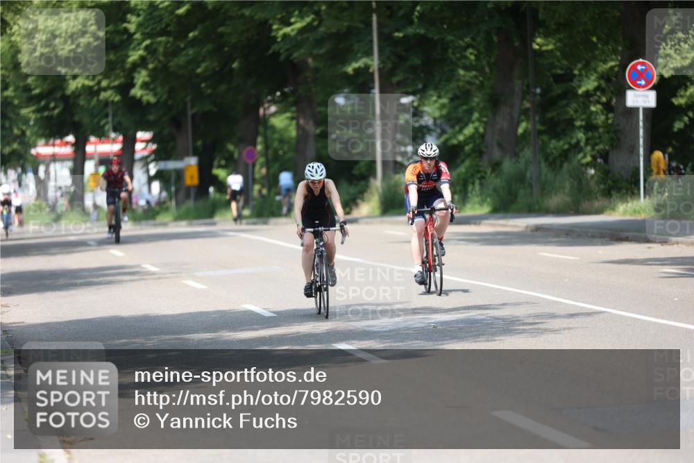 15.06.2025 - 7 Türme Triathlon Yannick Fuchs http://msf.ph/oto/7982590 15.06.2025 12:52:12 Radfahren 400, 500, 622 meine-sportfotos.de