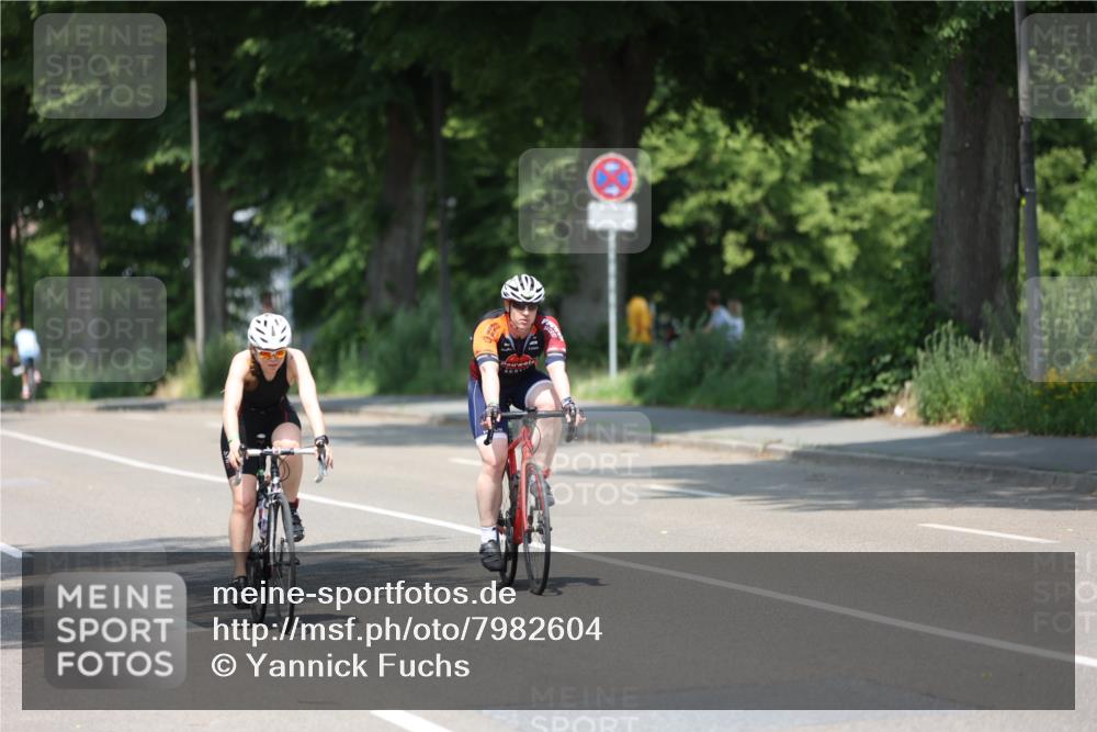 15.06.2025 - 7 Türme Triathlon Yannick Fuchs http://msf.ph/oto/7982604 15.06.2025 12:52:13 Radfahren 400, 500, 622 meine-sportfotos.de