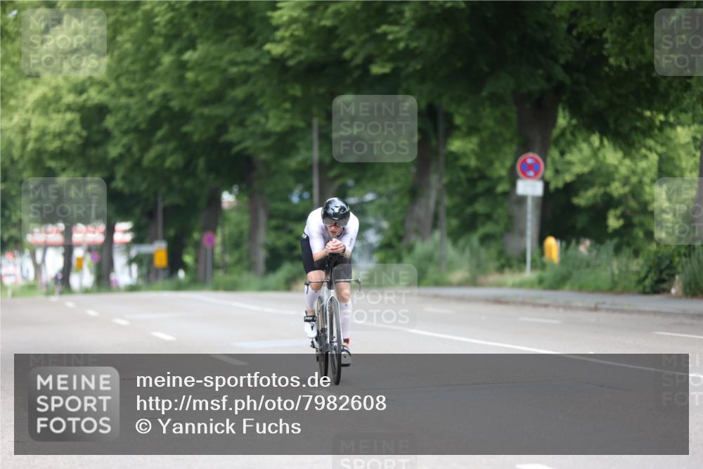 15.06.2025 - 7 Türme Triathlon Yannick Fuchs http://msf.ph/oto/7982608 15.06.2025 11:32:07 Radfahren 313 meine-sportfotos.de