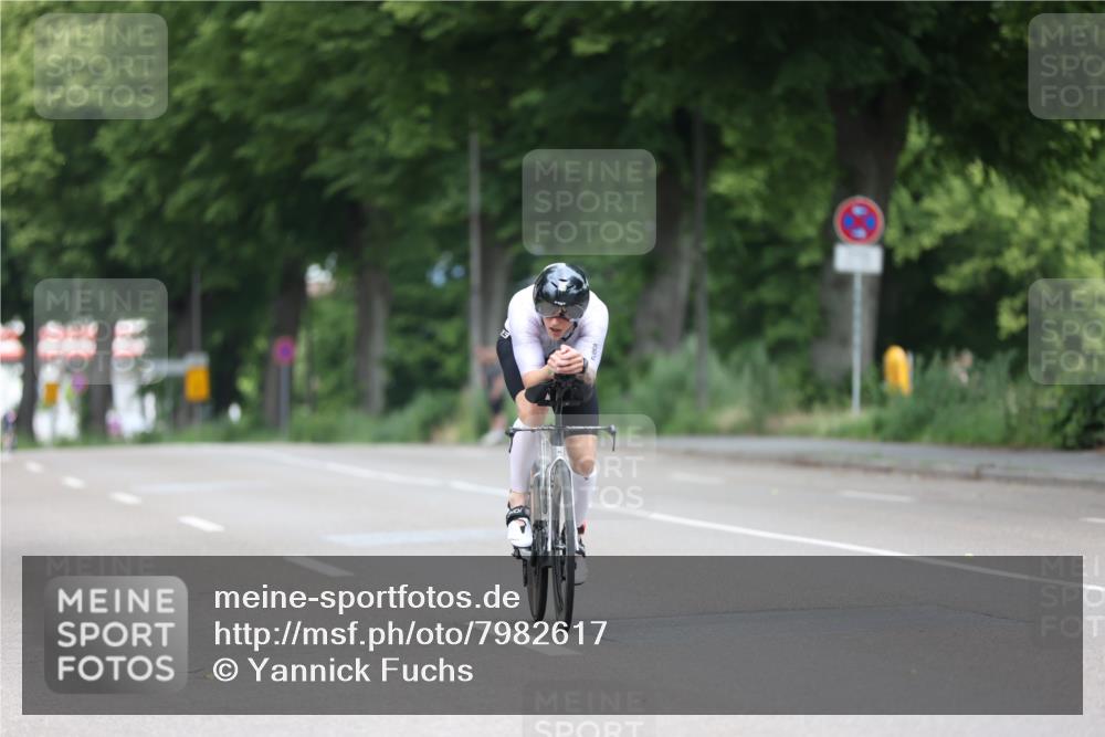 15.06.2025 - 7 Türme Triathlon Yannick Fuchs http://msf.ph/oto/7982617 15.06.2025 11:32:07 Radfahren 313 meine-sportfotos.de