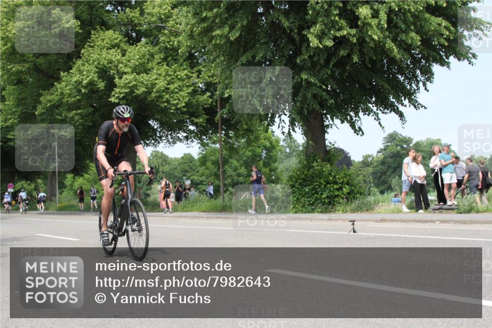 15.06.2025 - 7 Türme Triathlon Yannick Fuchs http://msf.ph/oto/7982643 15.06.2025 13:33:18 Radfahren  meine-sportfotos.de