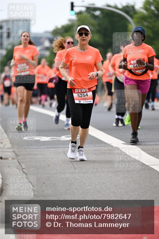 15.06.2025 - REWE Women's Run Dr. Thomas Lammeyer http://msf.ph/oto/7982647 15.06.2025 10:46:19 Laufen 5254, 5440 meine-sportfotos.de