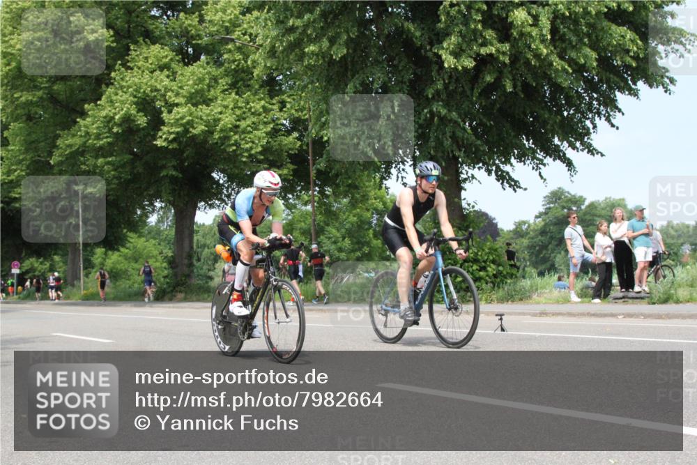 15.06.2025 - 7 Türme Triathlon Yannick Fuchs http://msf.ph/oto/7982664 15.06.2025 13:33:24 Radfahren  meine-sportfotos.de