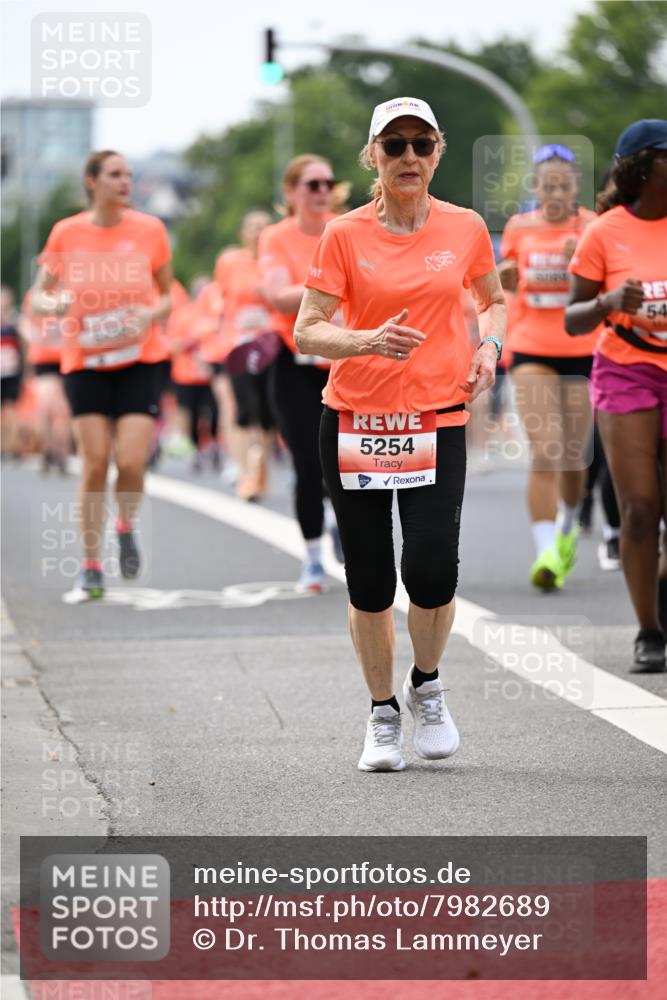 15.06.2025 - REWE Women's Run Dr. Thomas Lammeyer http://msf.ph/oto/7982689 15.06.2025 10:46:20 Laufen 5254 meine-sportfotos.de