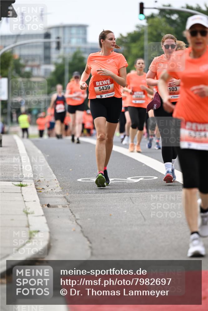 15.06.2025 - REWE Women's Run Dr. Thomas Lammeyer http://msf.ph/oto/7982697 15.06.2025 10:46:21 Laufen 5439, 103 meine-sportfotos.de