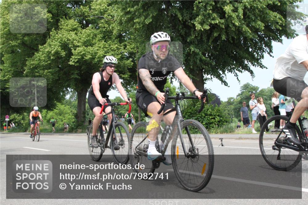 15.06.2025 - 7 Türme Triathlon Yannick Fuchs http://msf.ph/oto/7982741 15.06.2025 13:33:44 Radfahren  meine-sportfotos.de