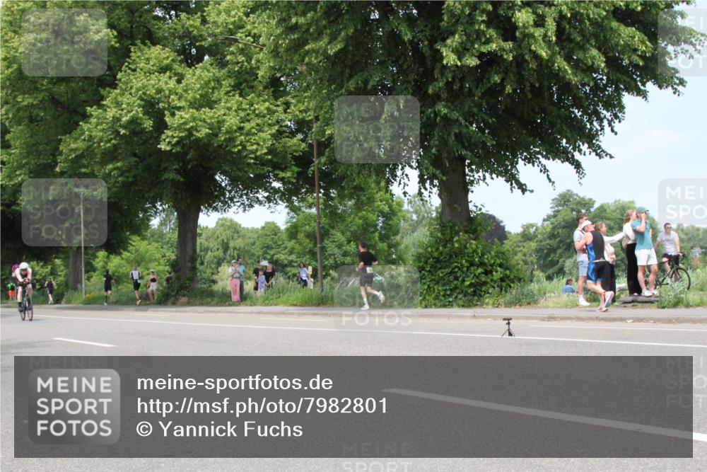 15.06.2025 - 7 Türme Triathlon Yannick Fuchs http://msf.ph/oto/7982801 15.06.2025 13:34:04 Radfahren  meine-sportfotos.de