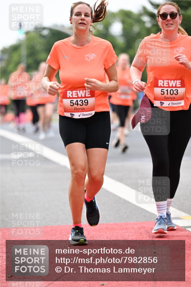 15.06.2025 - REWE Women's Run Dr. Thomas Lammeyer http://msf.ph/oto/7982856 15.06.2025 10:46:25 Laufen 5439, 5103 meine-sportfotos.de