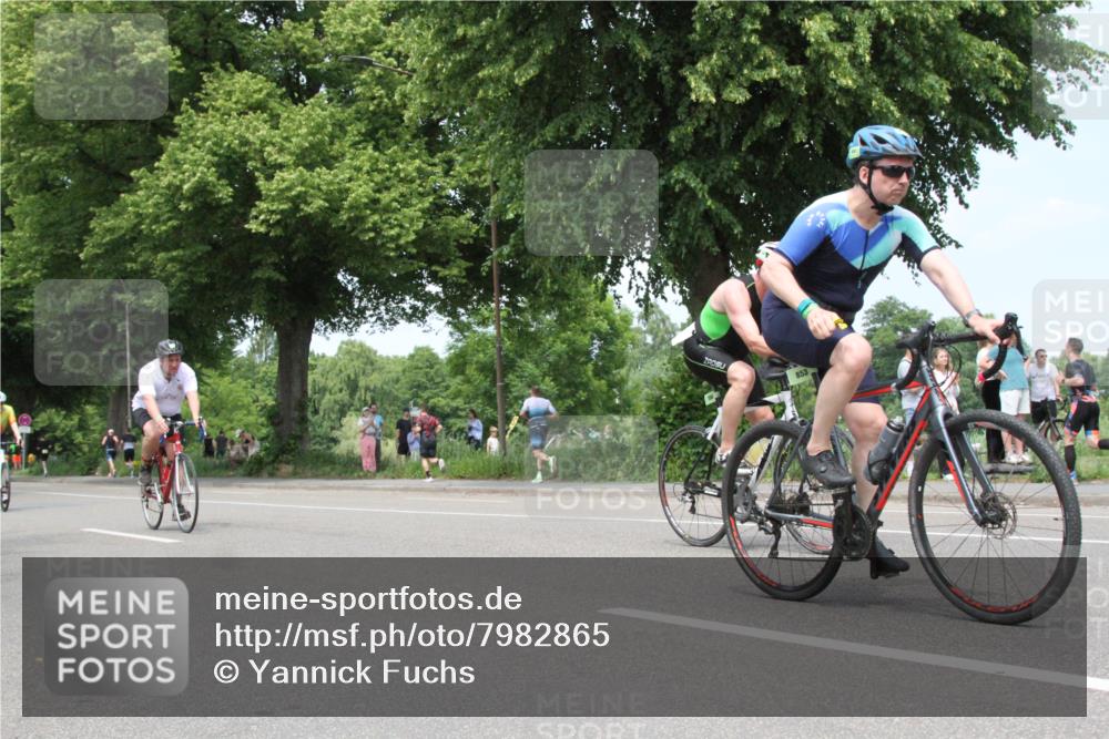 15.06.2025 - 7 Türme Triathlon Yannick Fuchs http://msf.ph/oto/7982865 15.06.2025 13:34:18 Radfahren  meine-sportfotos.de
