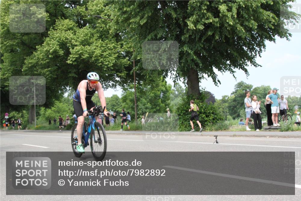 15.06.2025 - 7 Türme Triathlon Yannick Fuchs http://msf.ph/oto/7982892 15.06.2025 13:34:22 Radfahren  meine-sportfotos.de