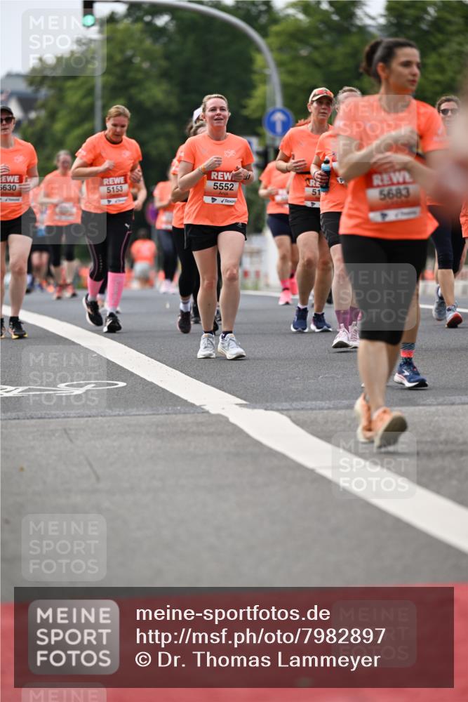 15.06.2025 - REWE Women's Run Dr. Thomas Lammeyer http://msf.ph/oto/7982897 15.06.2025 10:46:27 Laufen 5630, 5153, 5552, 5683 meine-sportfotos.de