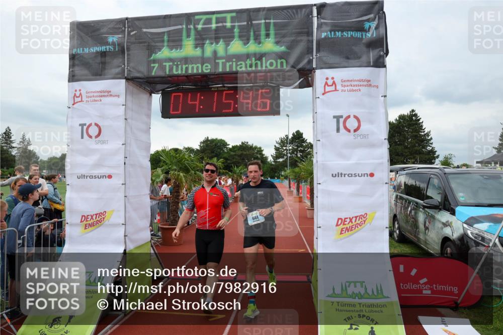 15.06.2025 - 7 Türme Triathlon Michael Strokosch http://msf.ph/oto/7982916 15.06.2025 14:15:46 Ziel 644, 1137 meine-sportfotos.de