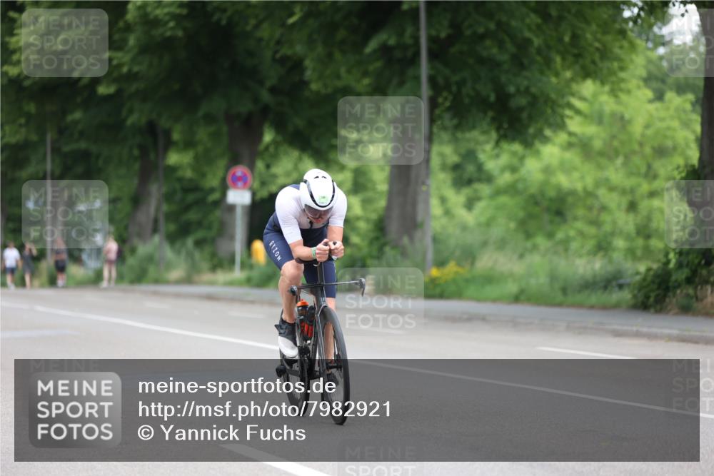 15.06.2025 - 7 Türme Triathlon Yannick Fuchs http://msf.ph/oto/7982921 15.06.2025 11:33:56 Radfahren 286 meine-sportfotos.de