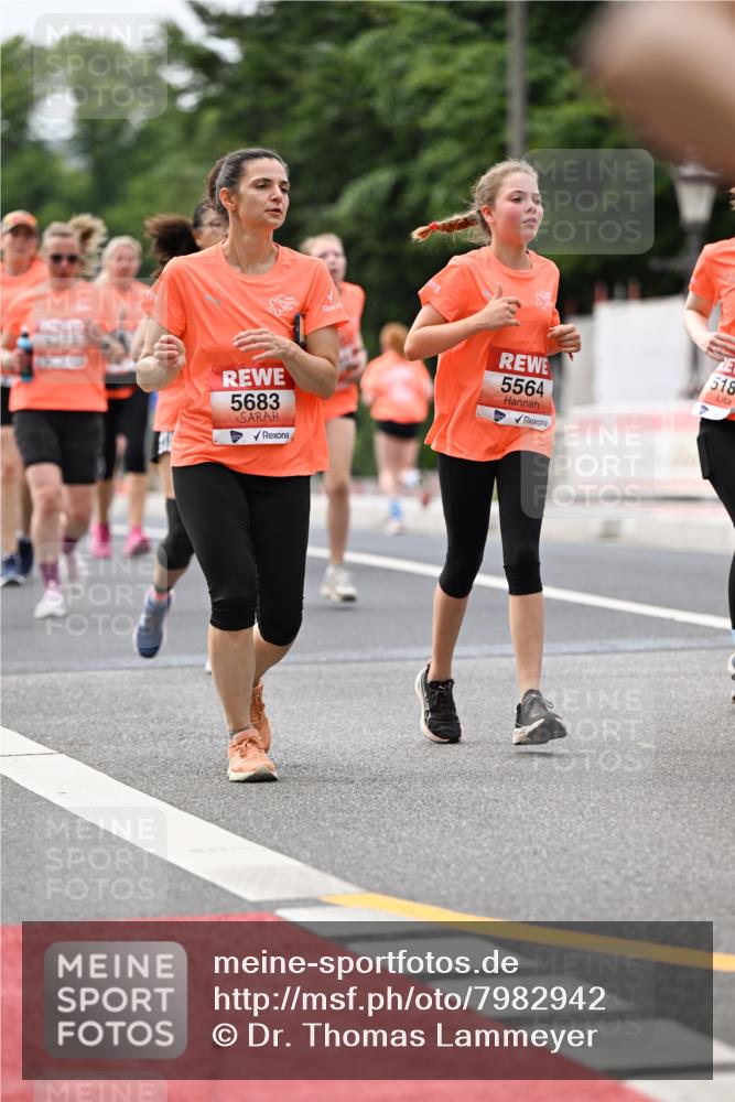 15.06.2025 - REWE Women's Run Dr. Thomas Lammeyer http://msf.ph/oto/7982942 15.06.2025 10:46:28 Laufen 5273, 5683, 5564, 518 meine-sportfotos.de