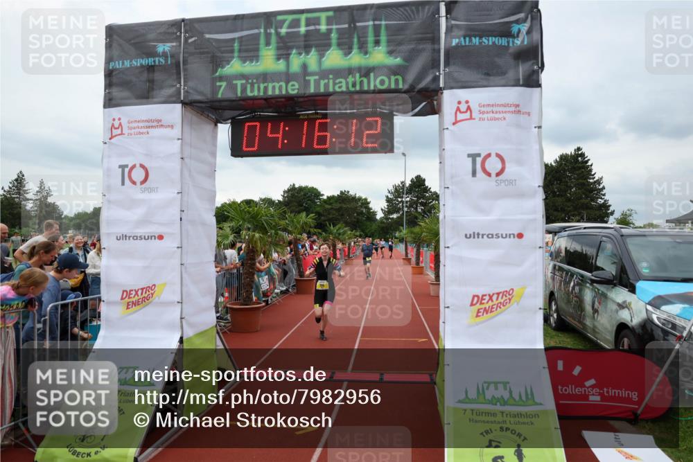 15.06.2025 - 7 Türme Triathlon Michael Strokosch http://msf.ph/oto/7982956 15.06.2025 14:16:12 Ziel 735, 1005 meine-sportfotos.de