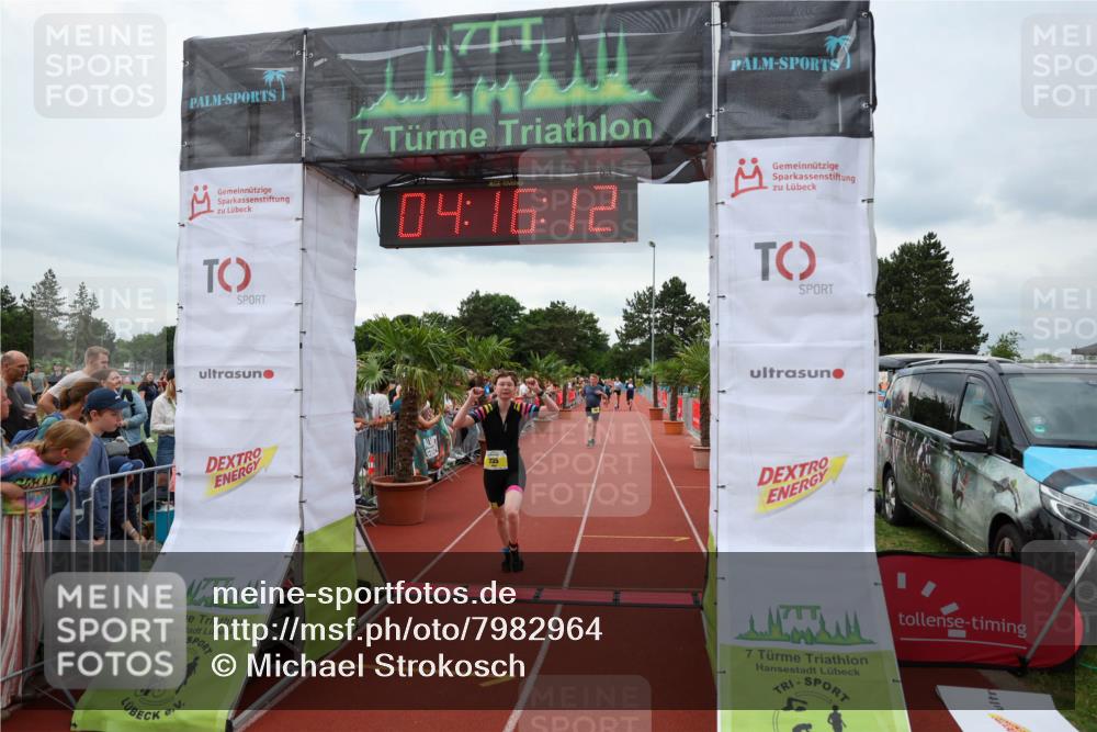 15.06.2025 - 7 Türme Triathlon Michael Strokosch http://msf.ph/oto/7982964 15.06.2025 14:16:12 Ziel 735, 1005 meine-sportfotos.de