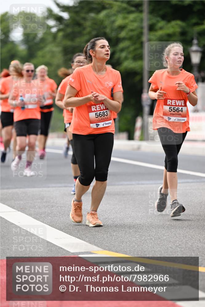 15.06.2025 - REWE Women's Run Dr. Thomas Lammeyer http://msf.ph/oto/7982966 15.06.2025 10:46:28 Laufen 5683, 5564 meine-sportfotos.de