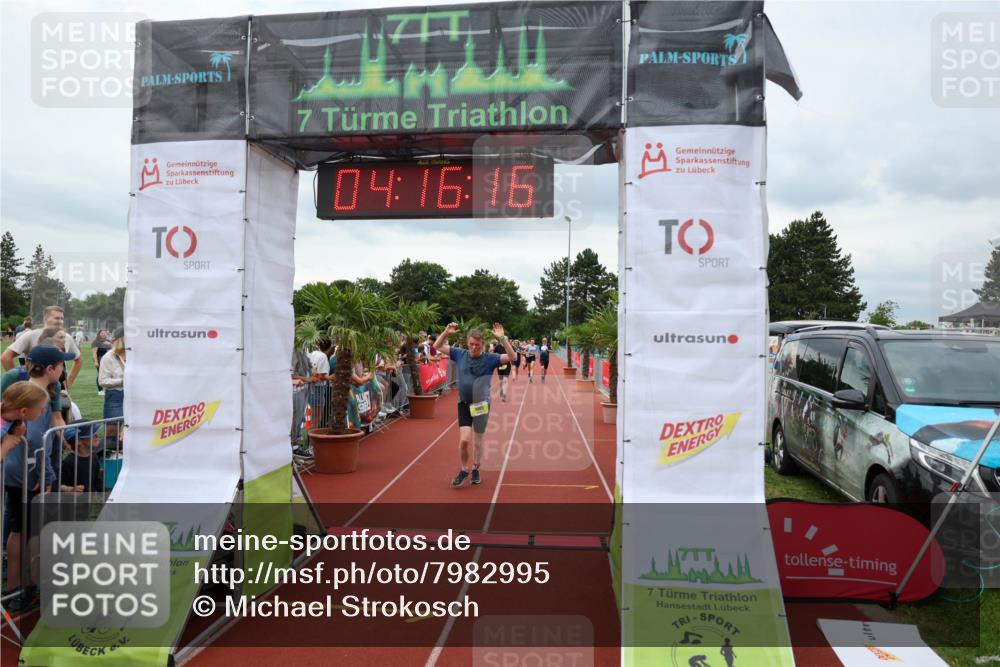 15.06.2025 - 7 Türme Triathlon Michael Strokosch http://msf.ph/oto/7982995 15.06.2025 14:16:15 Ziel 735, 834, 1005 meine-sportfotos.de
